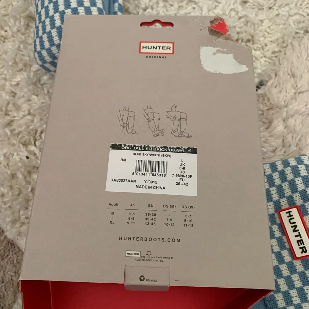 HUNTER boot socks tall. L blue checkers 7 -9M 8-10F NIB - Picture 5 of 5